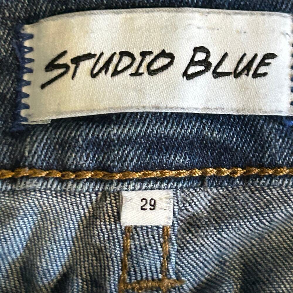 Jeans - Picture 4 of 4